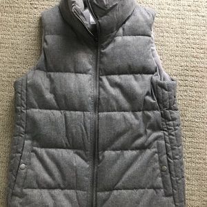 Grey old navy vest